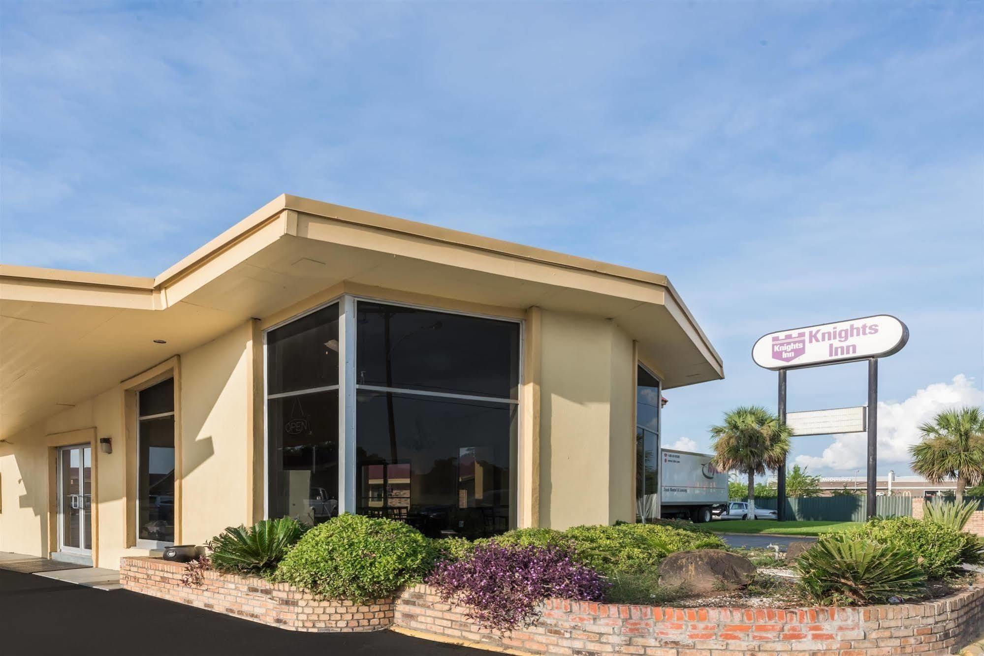 Oyo Hotel Lake Charles La I-10 Exterior photo
