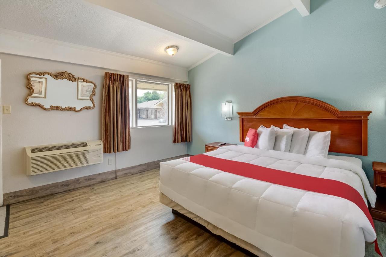 Oyo Hotel Lake Charles La I-10 Exterior photo